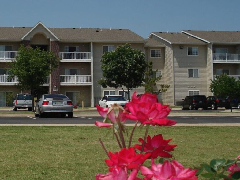 Linden Shawnee Apartments 315 S Kennedy Ave Shawnee OK 74801