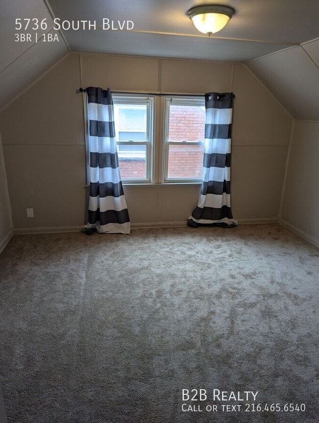 Building Photo - 5736 South Blvd