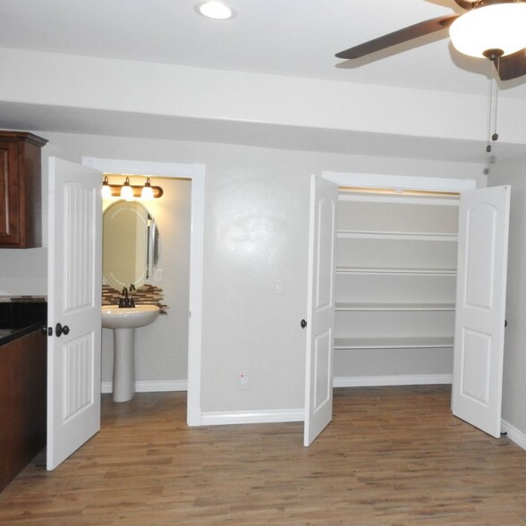 Building Photo - 15547 Thunder Gulch Dr