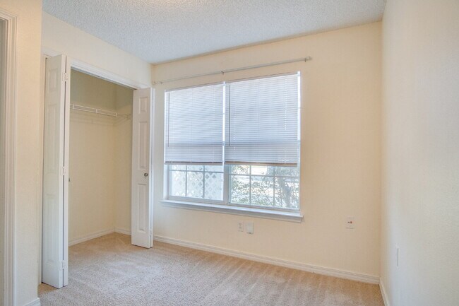 Building Photo - Coming Available January 25 Two Bedroom Townhome in Windship Cove Near Davis Highway and I-10