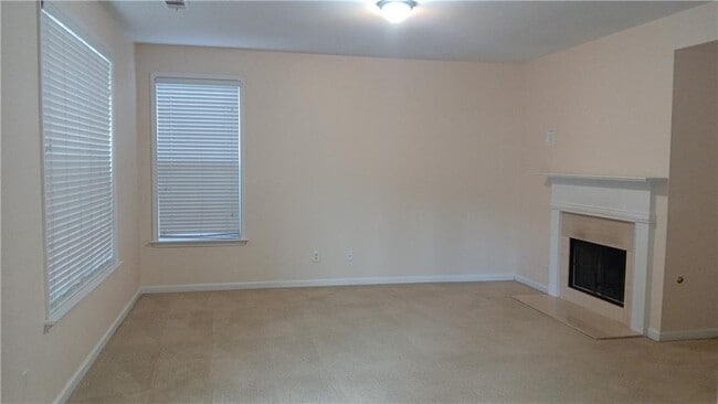 Building Photo - 5966 Haddon Pl SE