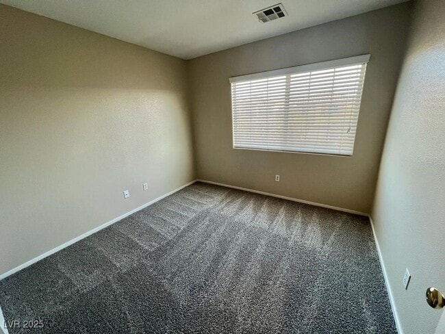 Building Photo - 3841 E Carisbrook Dr