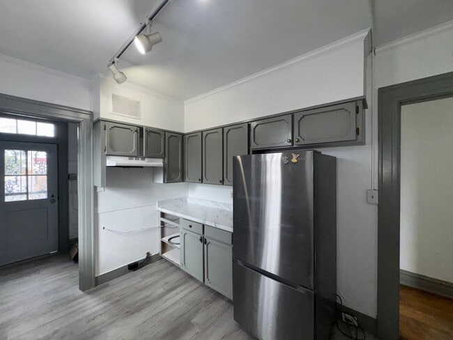 Building Photo - 1024 Quintard Ave