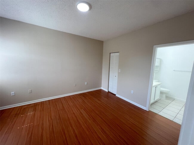 Building Photo - 1881 NW 96th Terrace