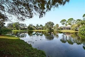 Building Photo - 3731 Sarasota Square Blvd
