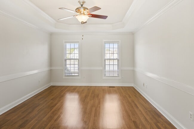 Building Photo - 726 Addington Dr