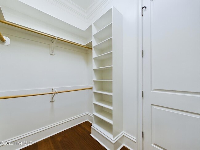 Building Photo - 3724 Rolston Dr