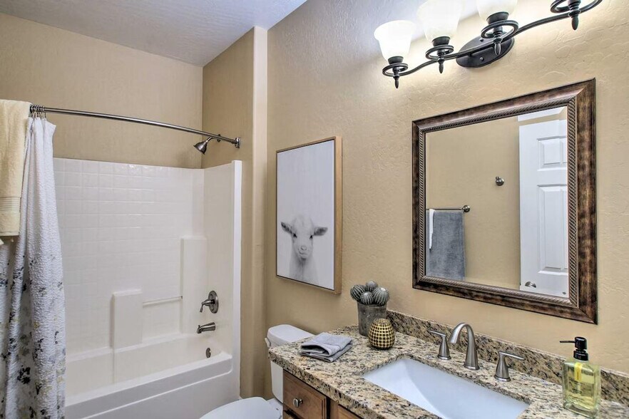 Building Photo - 11500 E Cochise Dr