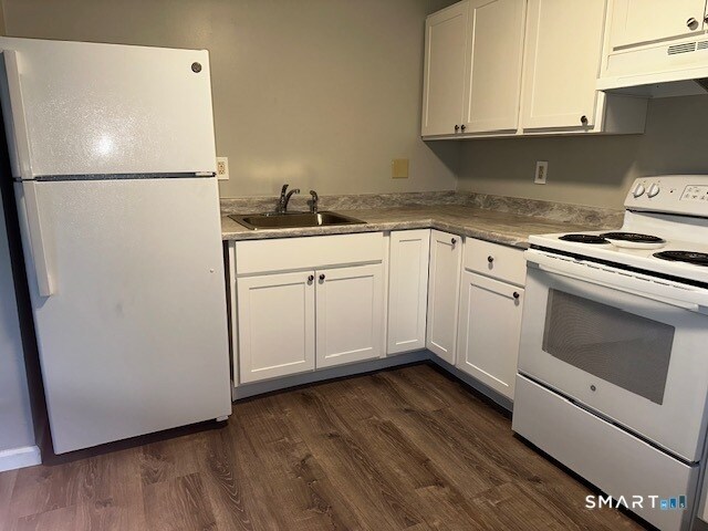 Building Photo - 7 Padanaram Rd