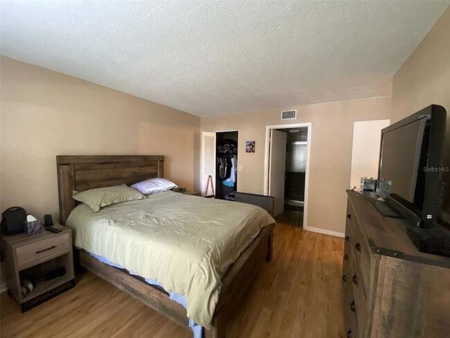 Building Photo - 8213 Sun Spring Cir