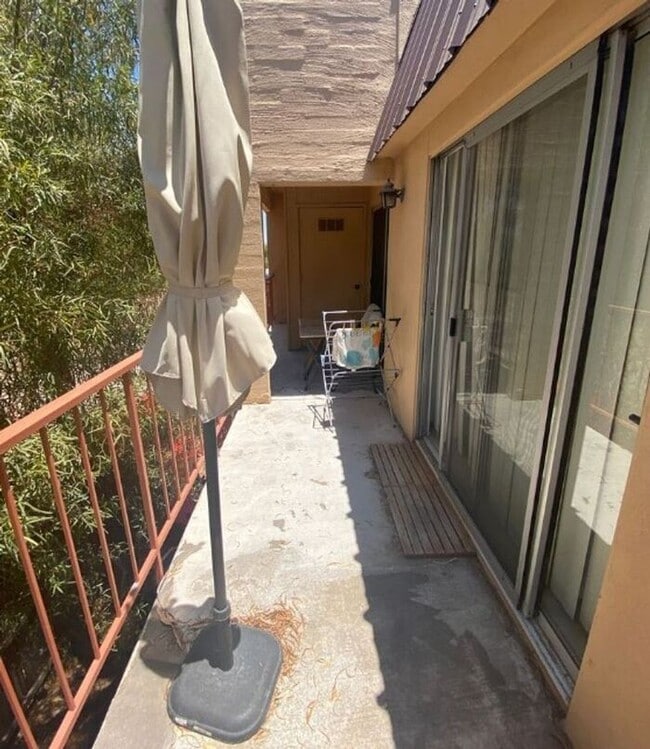 Building Photo - 1341 E Fort Lowell Rd