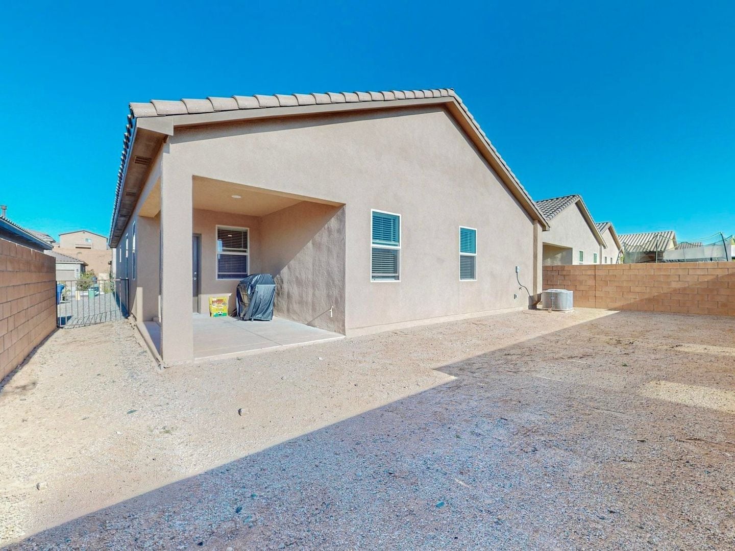 Building Photo - 2023 Silver Dollar St SE