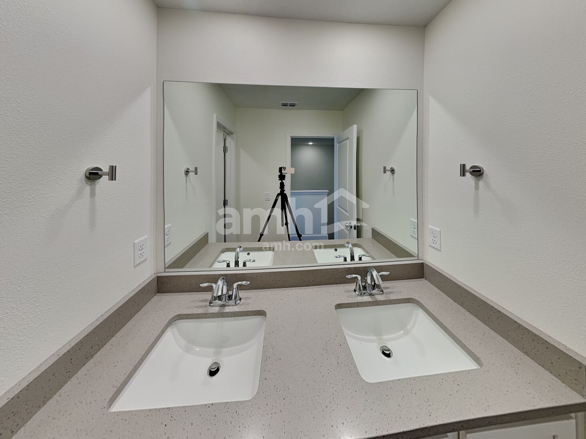 Building Photo - 96813 Blackrock Cv Wy