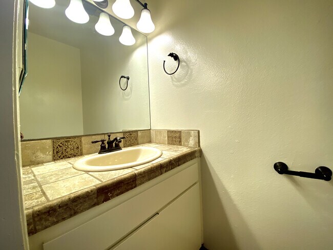 Floorplan - 533 Ashland