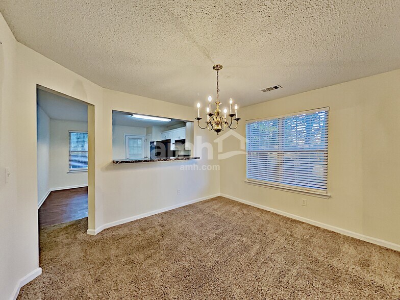 Building Photo - 4457 Grove Dr NW