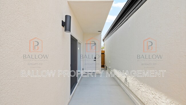 Building Photo - 2921 Ulric St