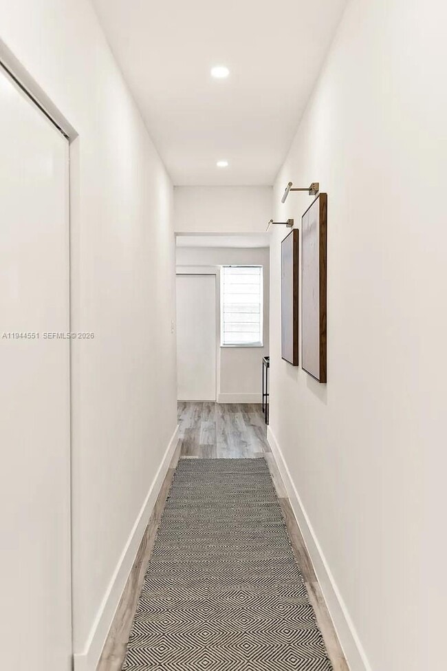 Building Photo - 1237 NW 33rd Ave