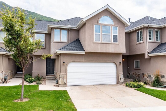 Building Photo - 8126 Clover Spring Ln