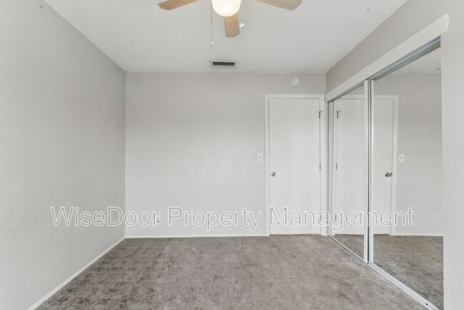 Building Photo - 1114 Stovall Ave