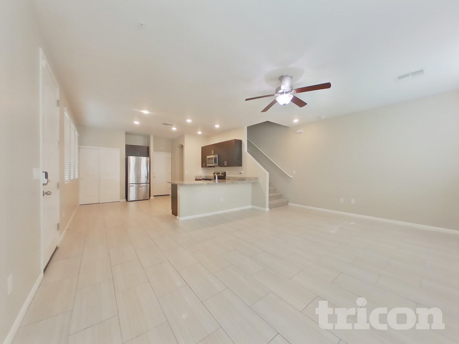 Building Photo - 12551 W Hummingbird Terrace