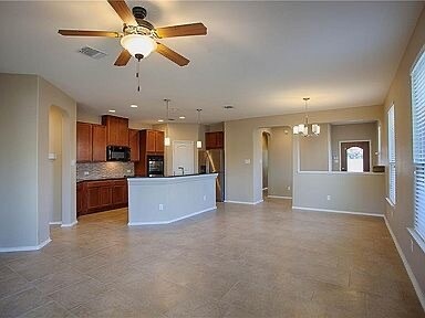 Building Photo - 1101 Amazon Lilly Cove