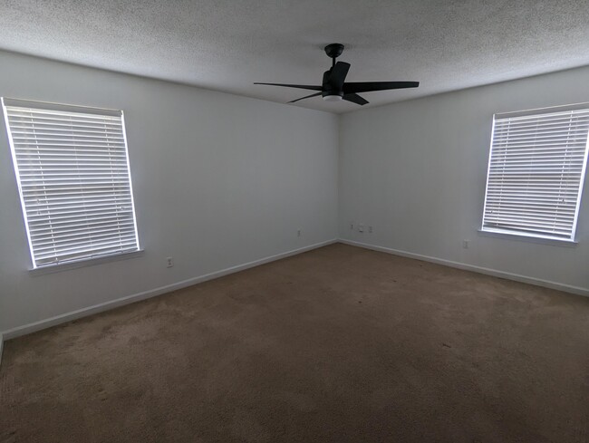 Building Photo - 7309 Westminster Dr
