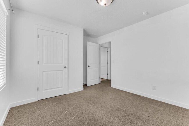 Building Photo - 4018 W 1200 S