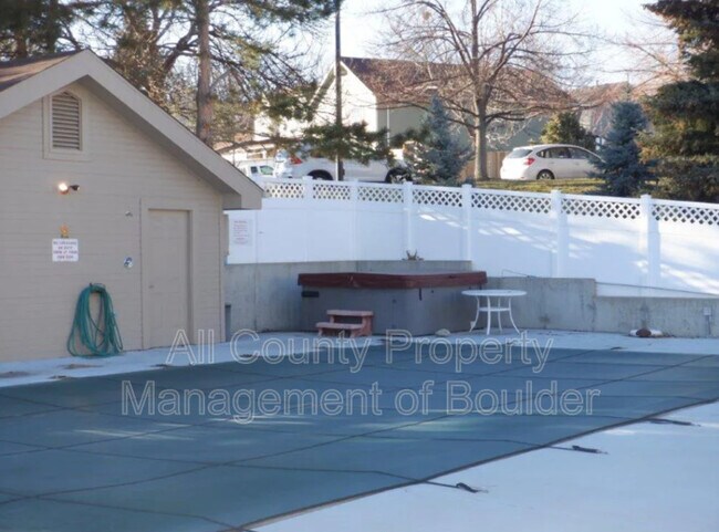 Building Photo - 1830 W Centennial Dr