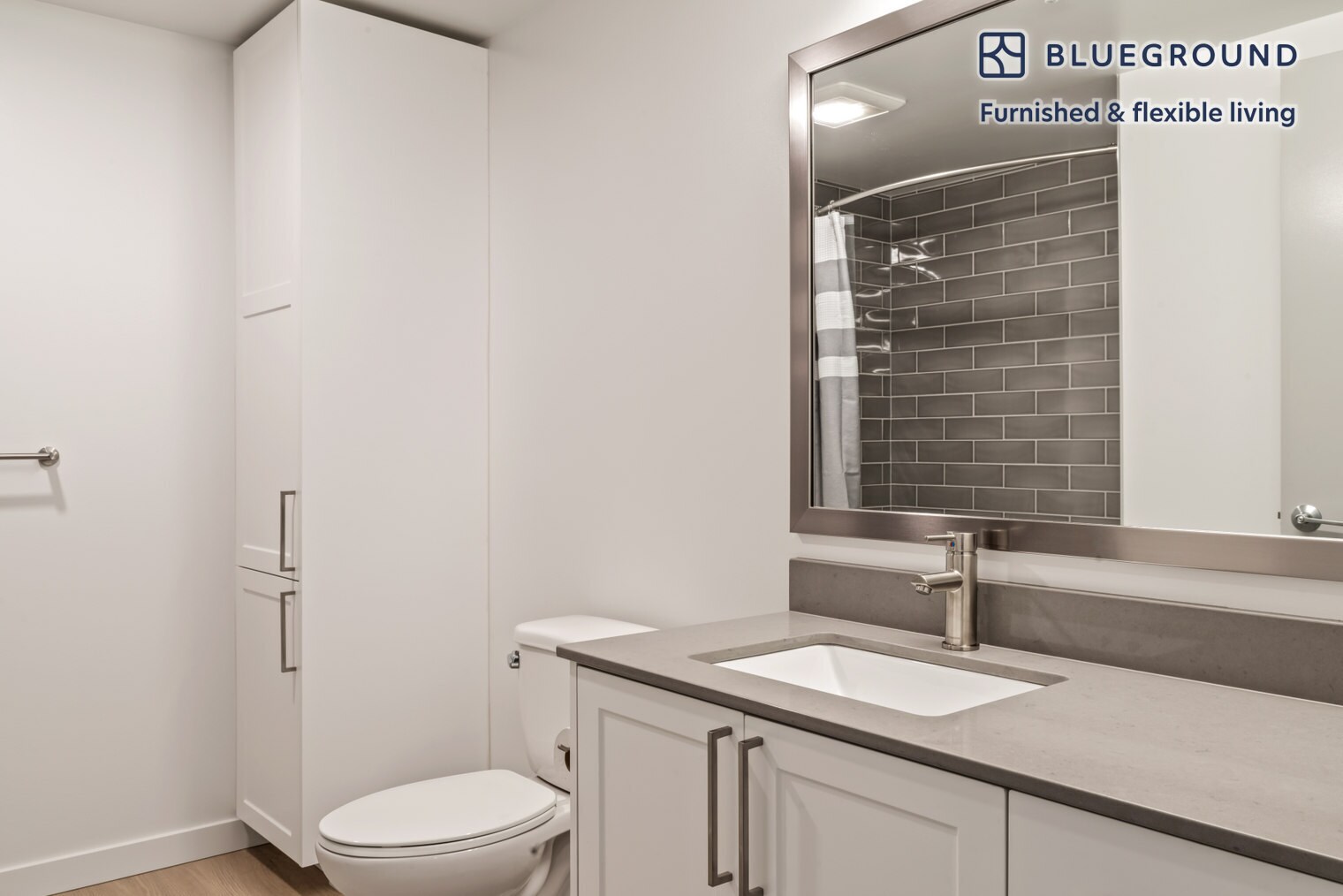 Building Photo - 704 Spring St