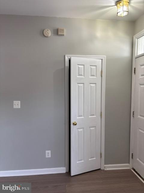 Building Photo - 4258 Normandy Ct