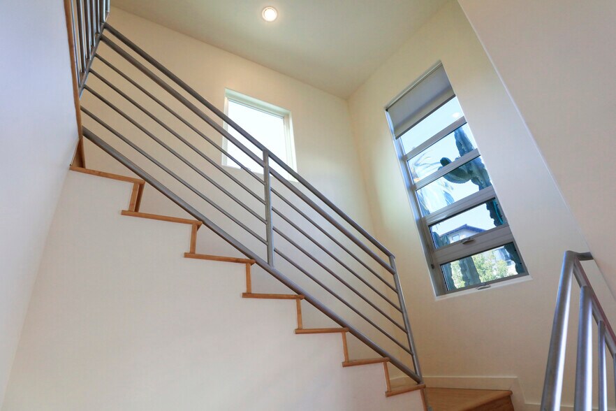 Entrance Staircase to Living Room - 741 Wilcox Ave