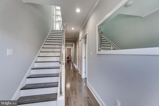 Building Photo - 5311 7th St NW