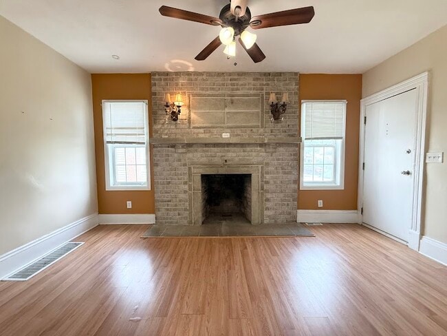 Building Photo - 14224 Berwyn Ave