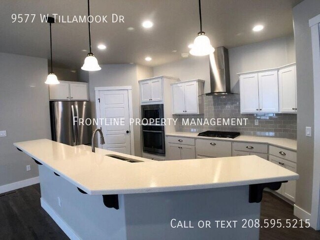 Building Photo - 9577 W Tillamook Dr