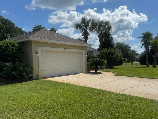 Building Photo - 418 White Heron Dr
