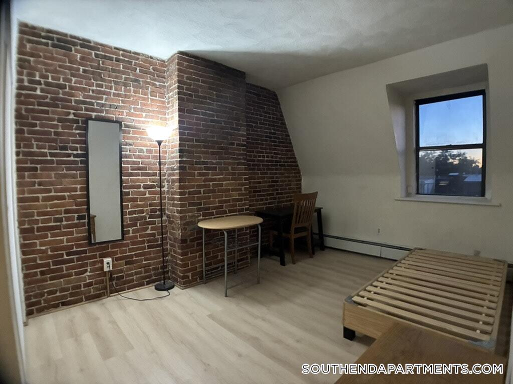 Building Photo - 23 Worcester Square