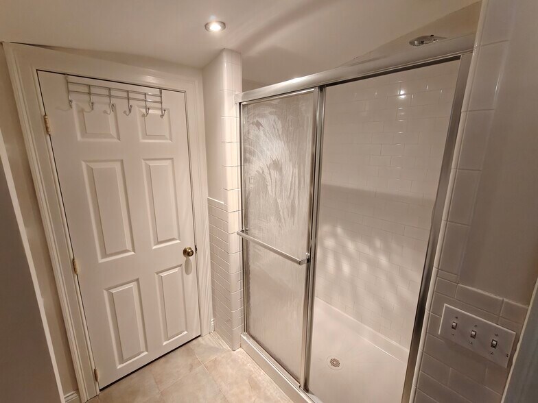 Building Photo - 4204 Williamson Pl