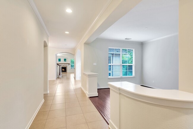 Building Photo - 31 Middle Gate Pl