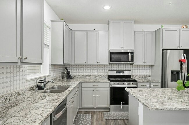 Building Photo - 13788 Kaylemore Trl
