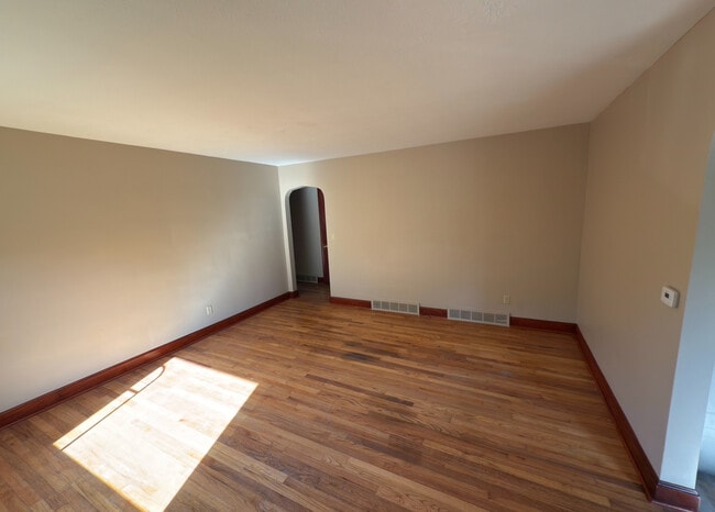 Building Photo - 414 Churchill Ct
