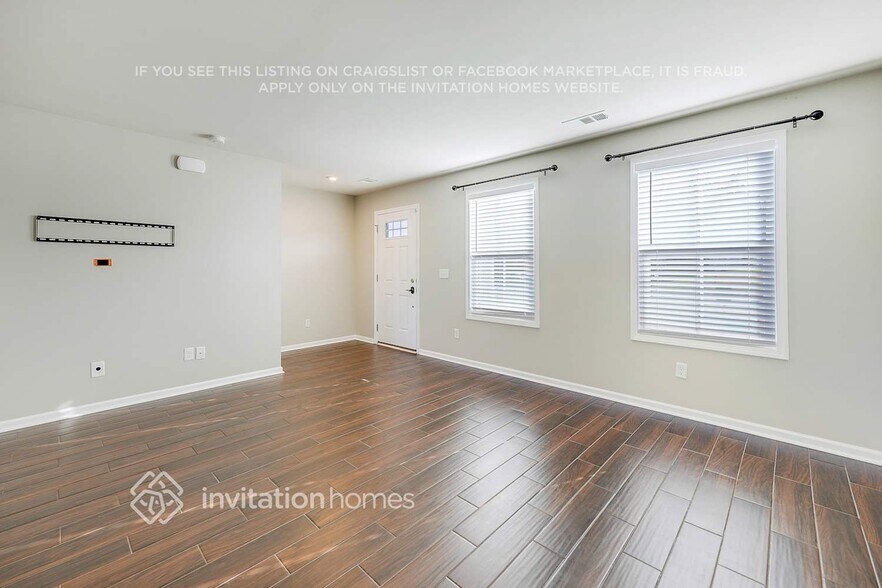 Building Photo - 226 Nottingham Ln