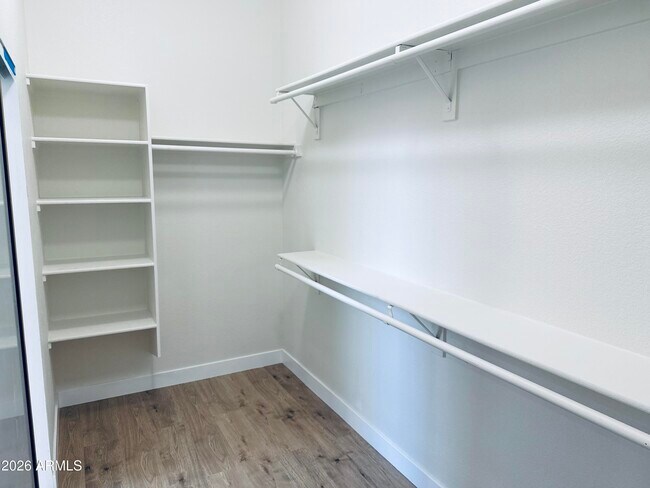 Building Photo - 2119 N Pacey Rd