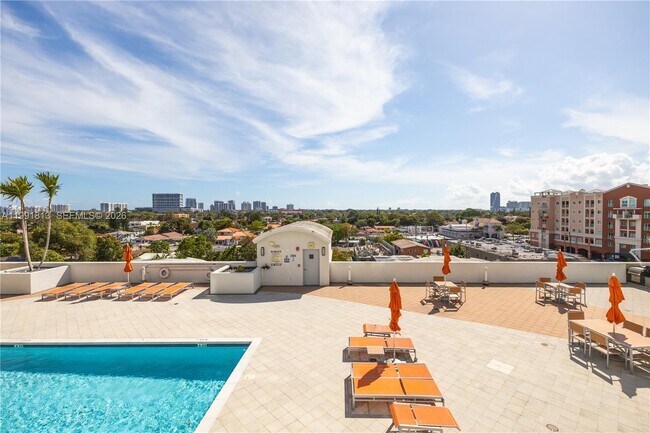 Building Photo - 3180 SW 22nd Terrace