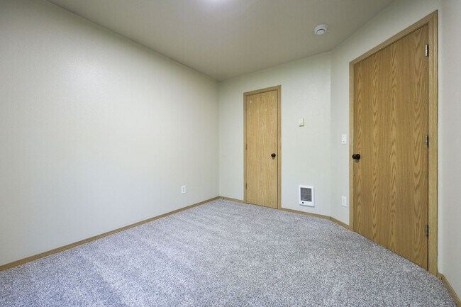 Building Photo - 4bed/2.5 Bathroom house - SE Portland