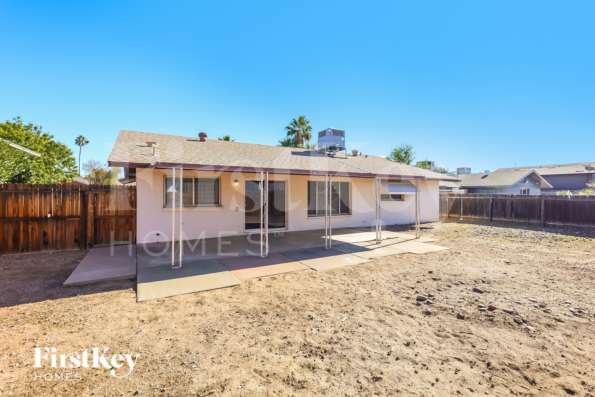 Building Photo - 14016 N 33rd Dr