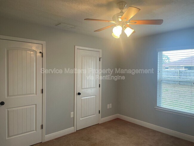 Building Photo - 7063 Harvest Way