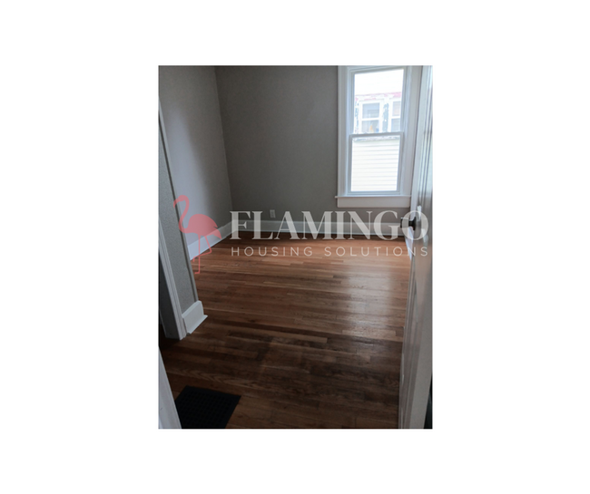 Building Photo - 114 N Woodward Ave