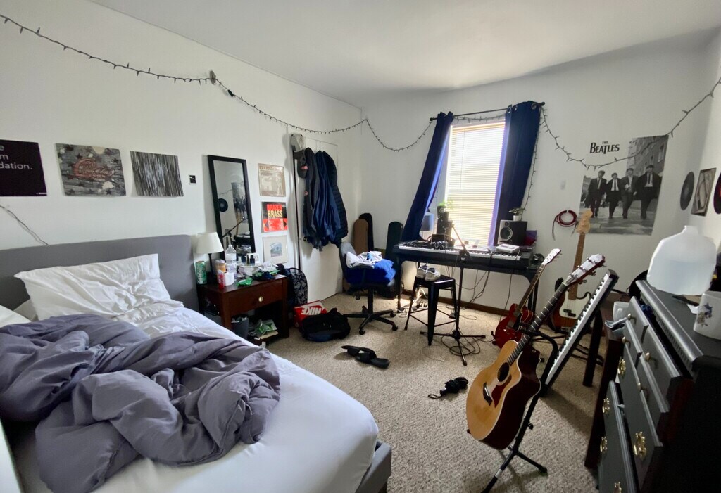 Building Photo - 99 Sheridan St