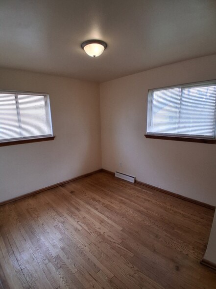 Building Photo - 4640 N 52nd St