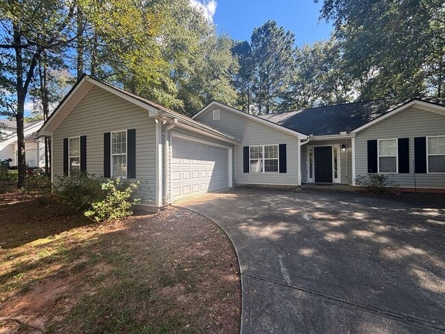 Primary Photo - 454 Fernwood Cir